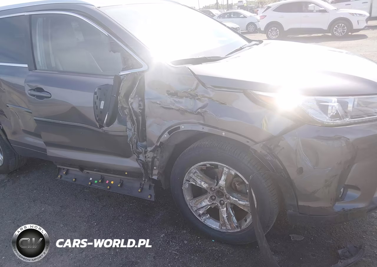 2017 Toyota Highlander Limited VIN:5TDDZRFH7HS464730 - 6