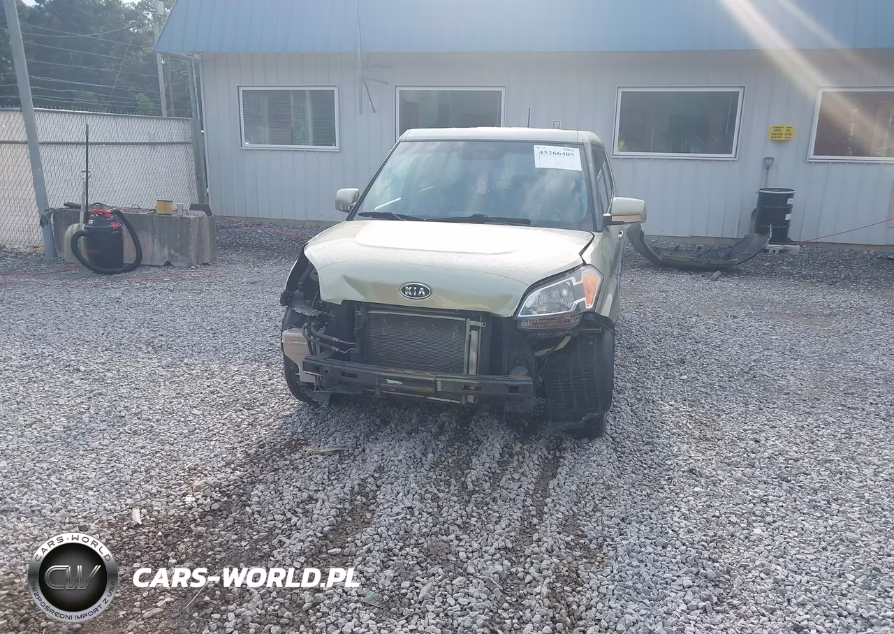 2011 Kia Soul + VIN:KNDJT2A28B7237675 - 15