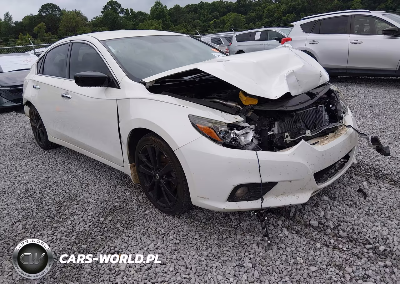2017 Nissan Altima 2.5 Sr – zdjęcie 1 z 12