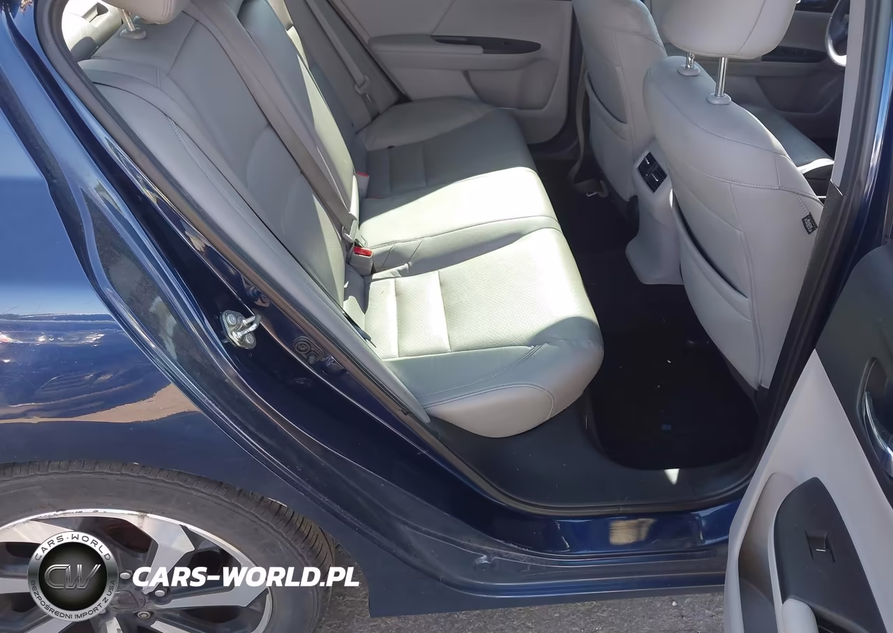 2017 Honda Accord Ex-L V6 VIN:1HGCR3F85HA020706 - 8