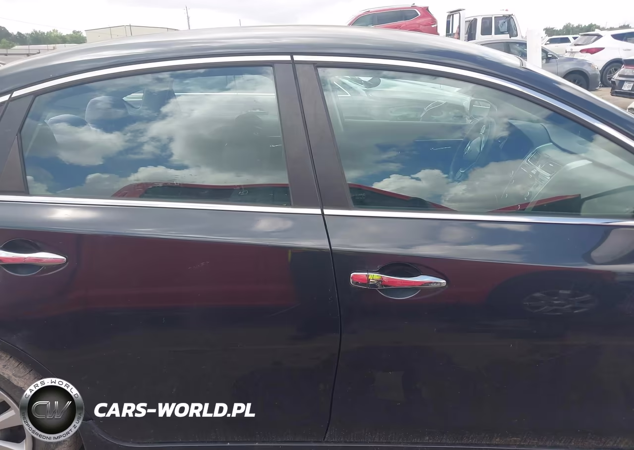 2015 Nissan Altima 2.5 S VIN:1N4AL3AP3FN862199 - 13