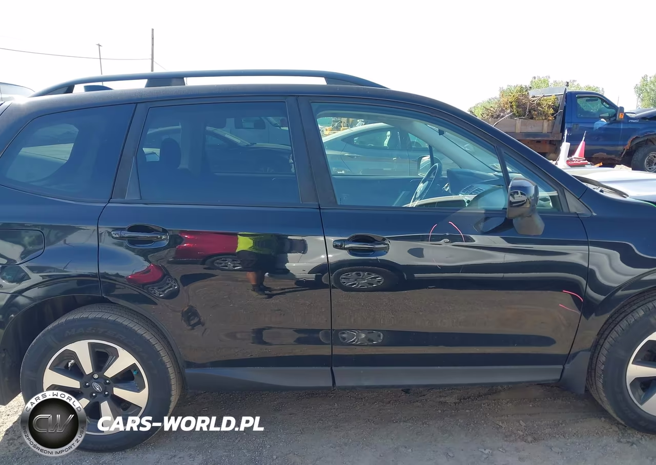 2018 Subaru Forester 2.5I Premium VIN:JF2SJAEC5JH457602 - 14