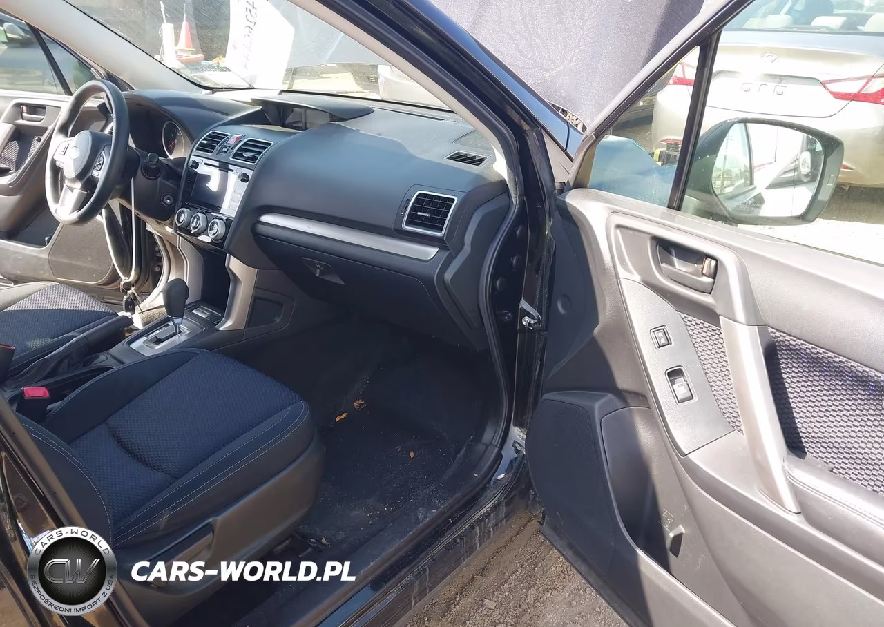 2018 Subaru Forester 2.5I Premium VIN:JF2SJAEC5JH457602 - 5