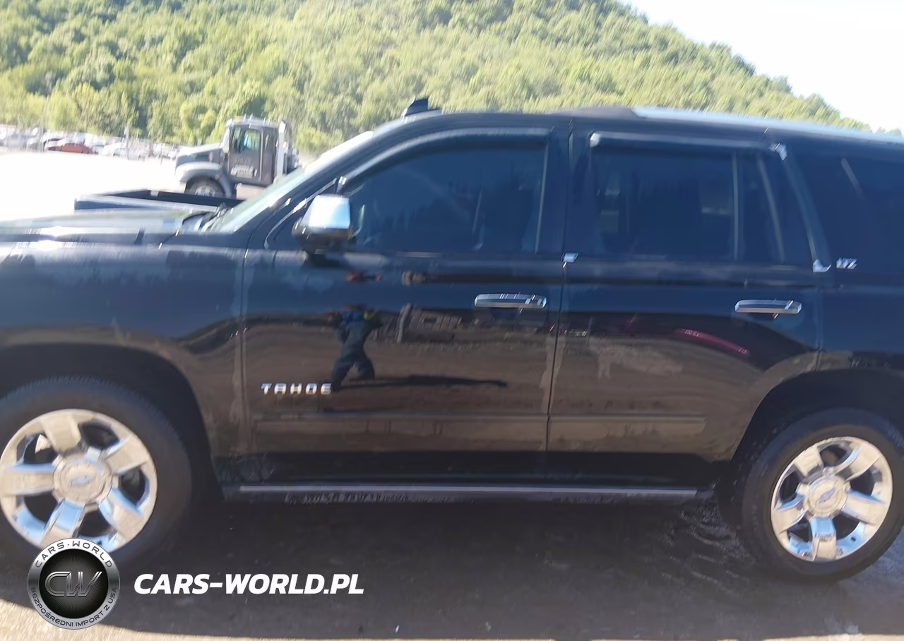 2016 Chevrolet Tahoe Ltz VIN:1GNSKCKC4GR185128 - 14