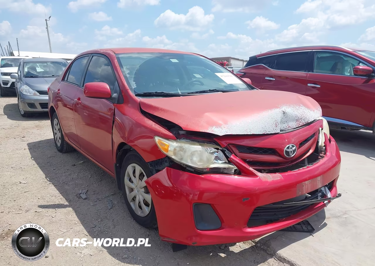 2011 Toyota Corolla Le – zdjęcie 1 z 15