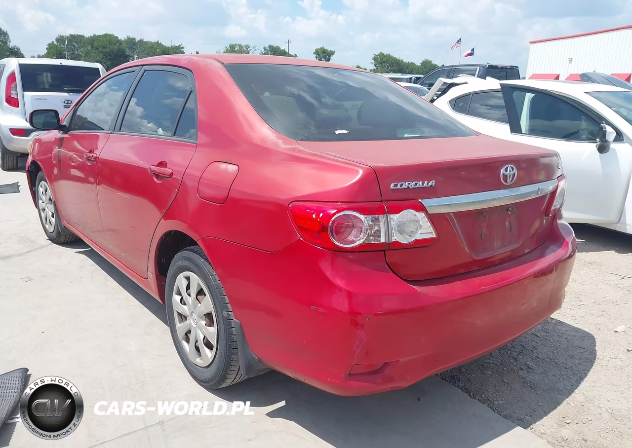 2011 Toyota Corolla Le VIN:JTDBU4EE2BJ107105 - 3