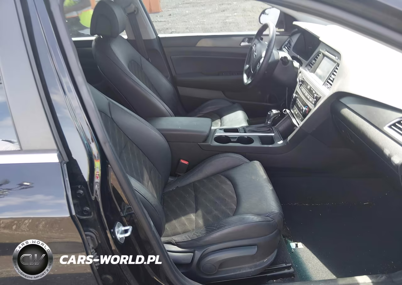 2017 Hyundai Sonata Sport VIN:5NPE34AF8HH593158 - 5