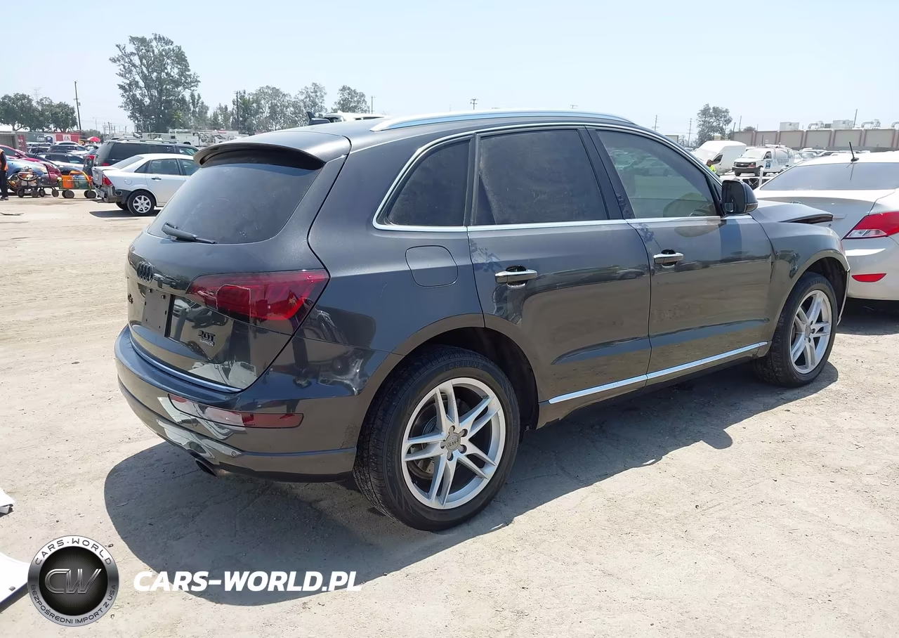 2015 Audi Q5 2.0T Premium VIN:WA1LFAFP6FA083839 - 4