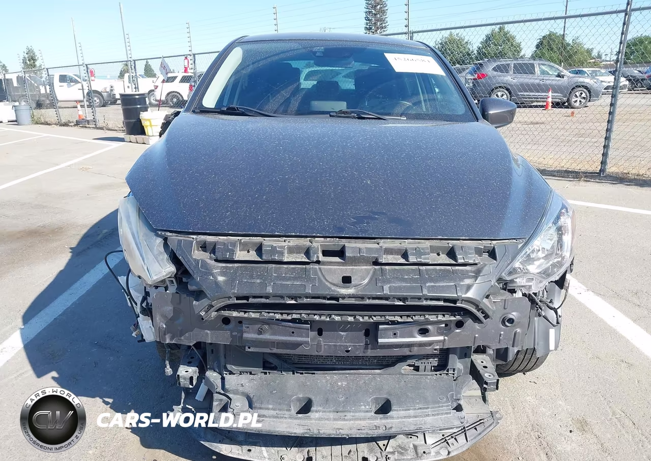 2016 Scion Ia VIN:3MYDLBZVXGY132011 - 17