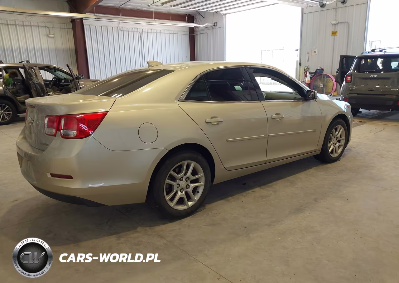 2015 Chevrolet Malibu 1Lt VIN:1G11C5SL9FF110964 - 4