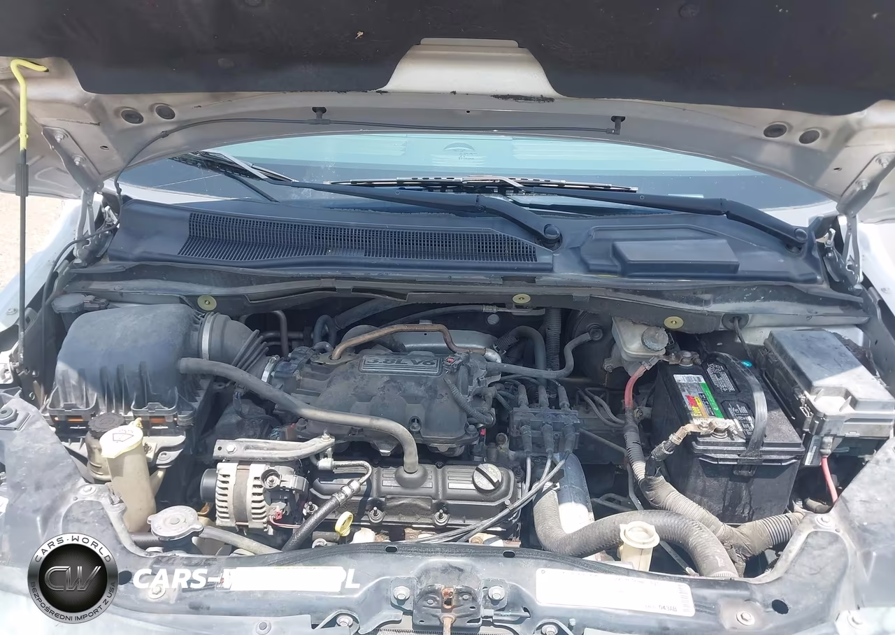 2010 Volkswagen Routan Se VIN:2V4RW3D18AR324756 - 10