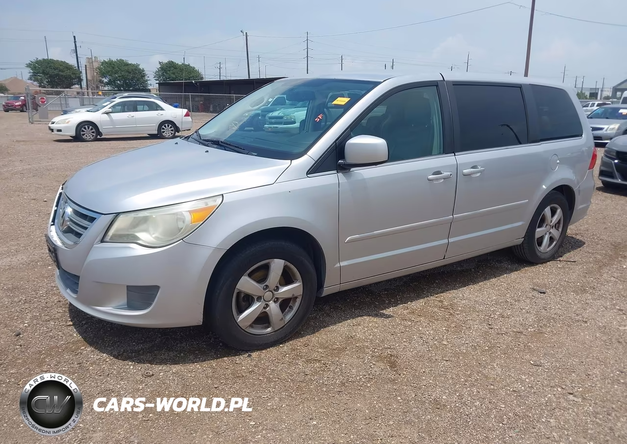 2010 Volkswagen Routan Se VIN:2V4RW3D18AR324756 - 2