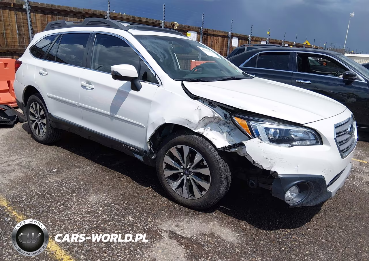 2015 Subaru Outback 3.6R Limited VIN:4S4BSENC3F3313517 - 1