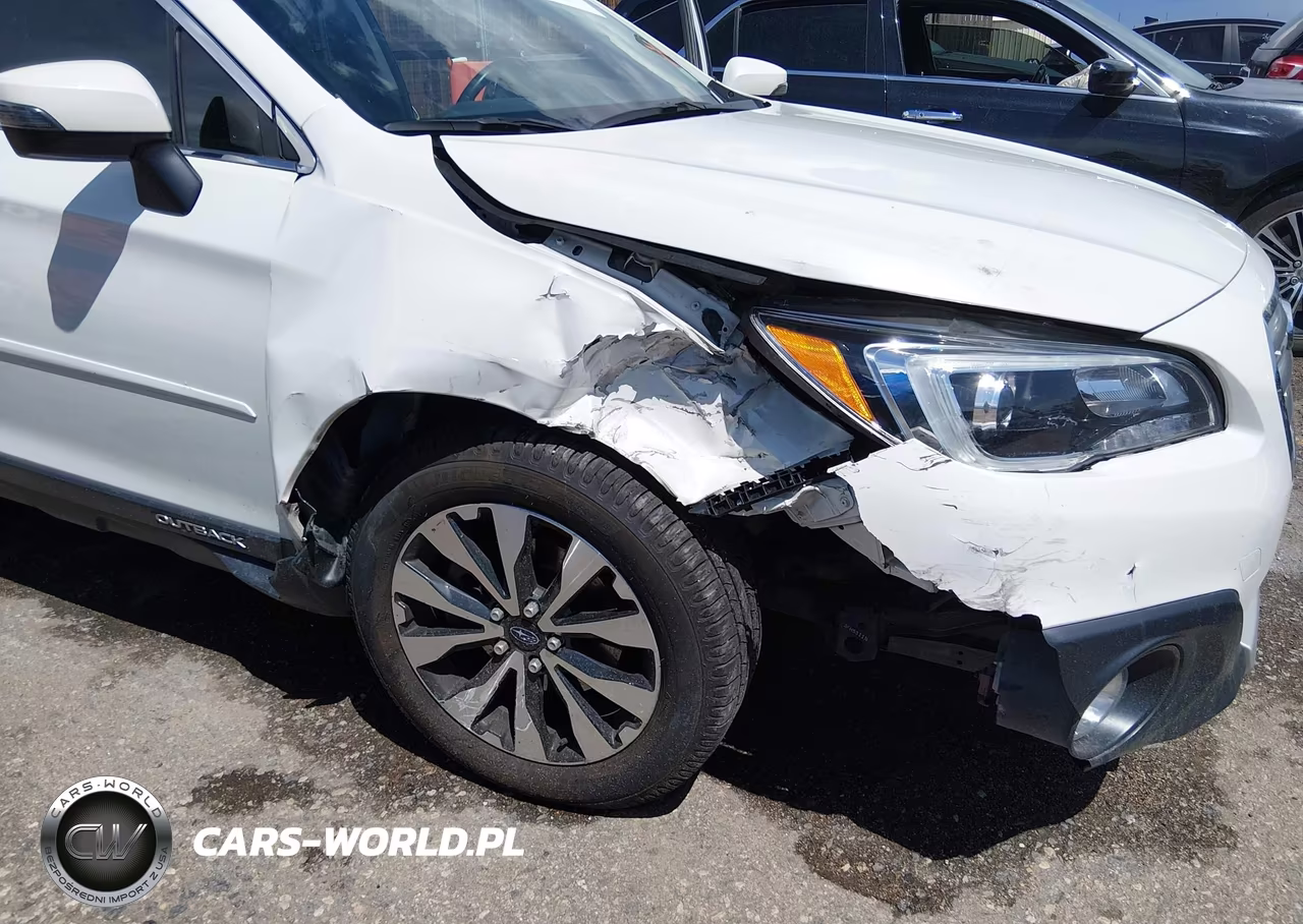 2015 Subaru Outback 3.6R Limited VIN:4S4BSENC3F3313517 - 6