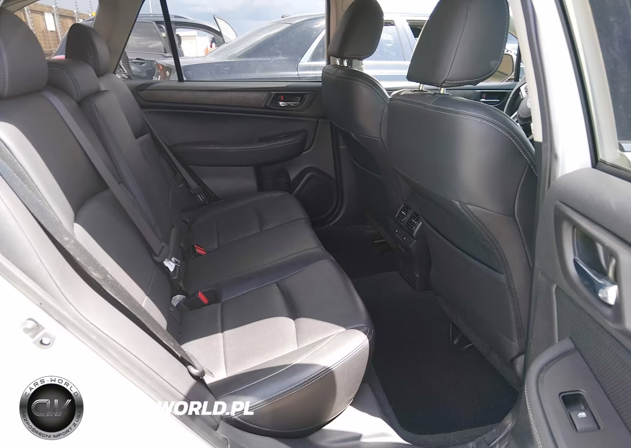 2015 Subaru Outback 3.6R Limited VIN:4S4BSENC3F3313517 - 8