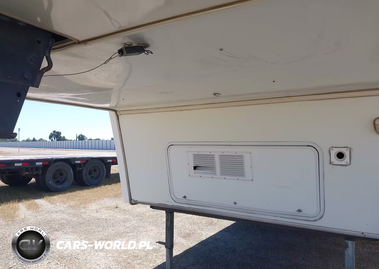 2001 Glendale Titanium 5Th Whl Travel Trailer VIN:2GRFW28T61S015318 - 7