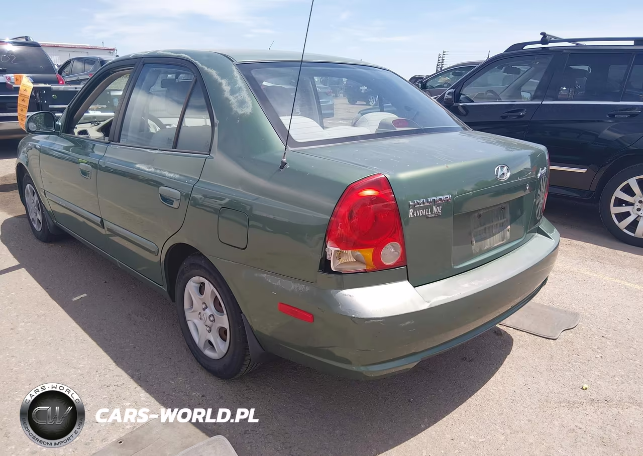 2005 Hyundai Accent Gls VIN:KMHCG45C25U672351 - 3
