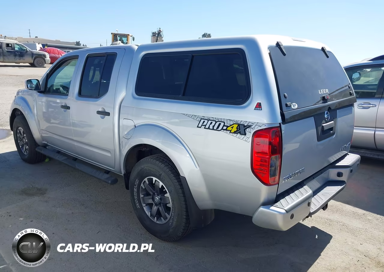 2019 Nissan Frontier Pro-4X VIN:1N6AD0EV9KN787921 - 3