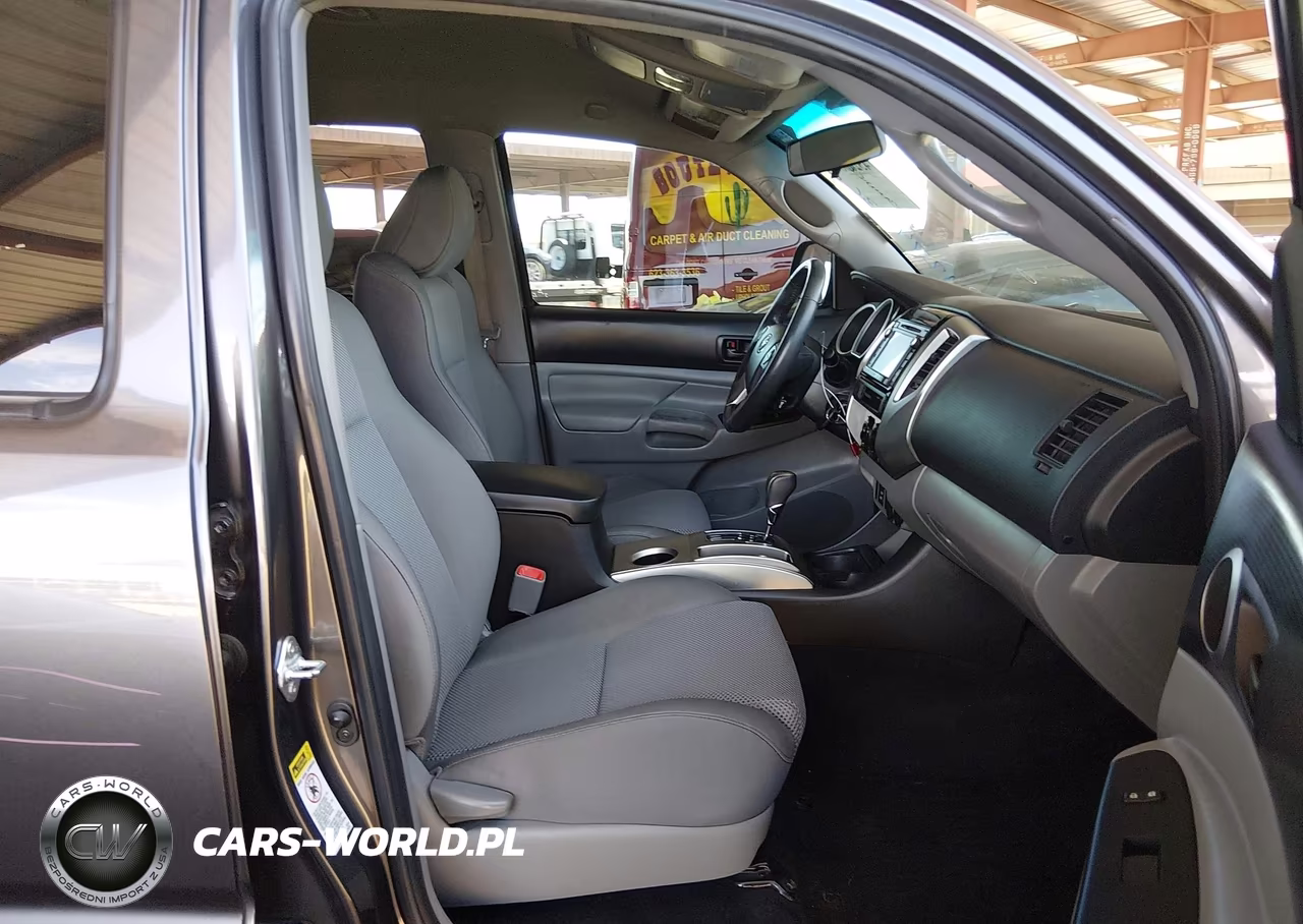 2015 Toyota Tacoma Prerunner V6 VIN:5TFJU4GN3FX079097 - 5