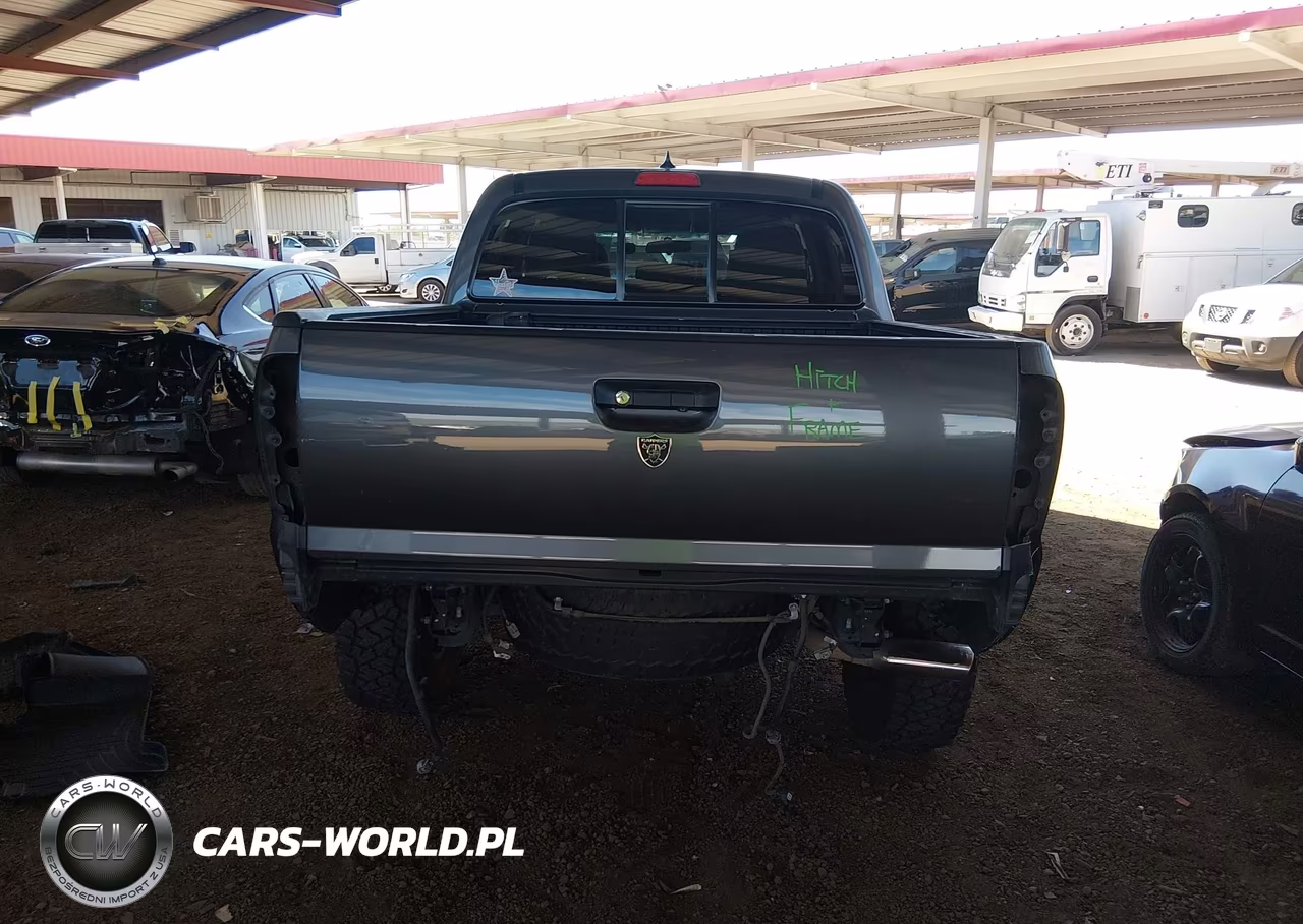 2015 Toyota Tacoma Prerunner V6 VIN:5TFJU4GN3FX079097 - 6
