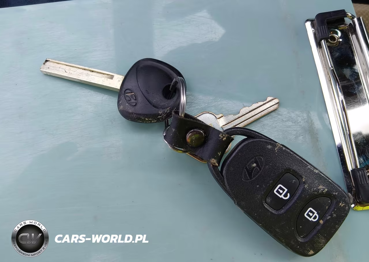 2013 Hyundai Accent Gls VIN:KMHCT4AE3DU501030 - 11