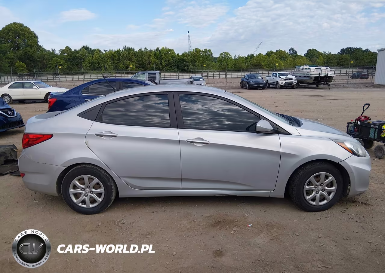 2013 Hyundai Accent Gls VIN:KMHCT4AE3DU501030 - 13