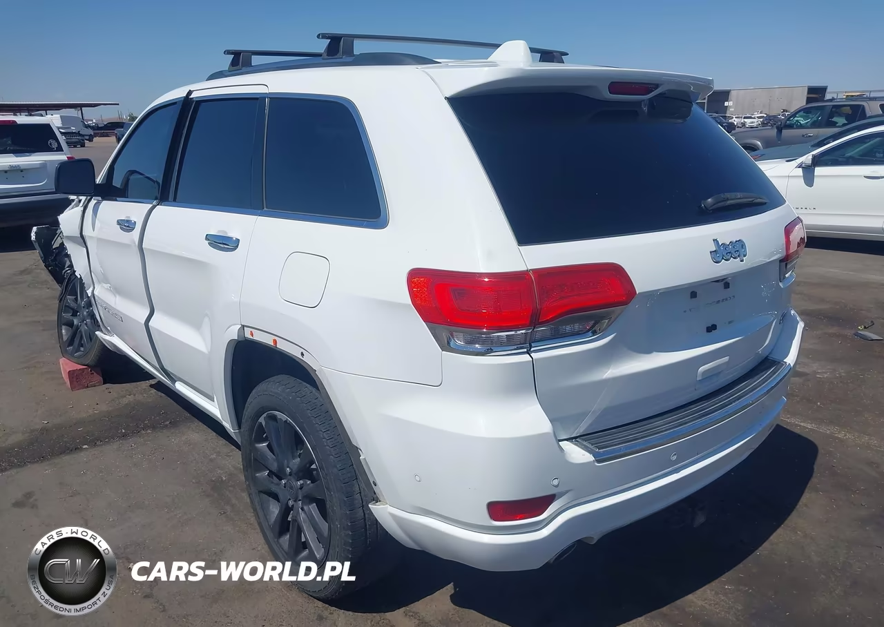2017 Jeep Grand Cherokee Overland 4X2 VIN:1C4RJECG5HC793946 - 3