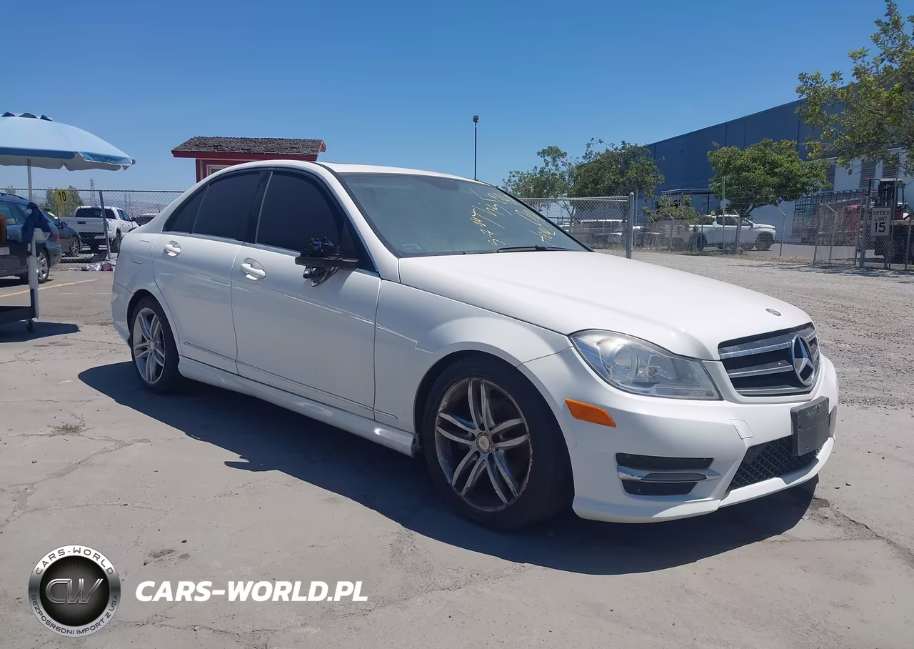 2014 Mercedes-Benz C 250 Sport – zdjęcie 1 z 12