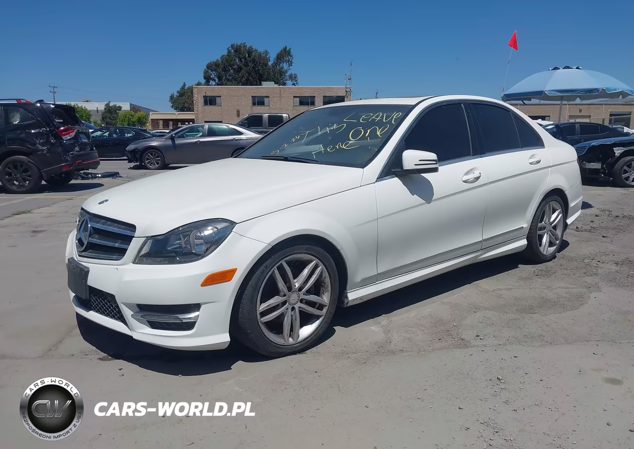 2014 Mercedes-Benz C 250 Sport VIN:WDDGF4HB6EG219561 - 2