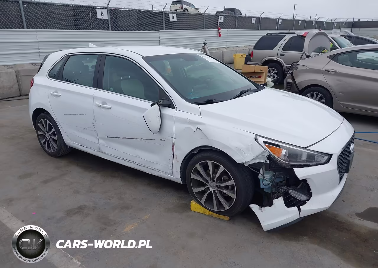 2020 Hyundai Elantra Gt – zdjęcie 1 z 16