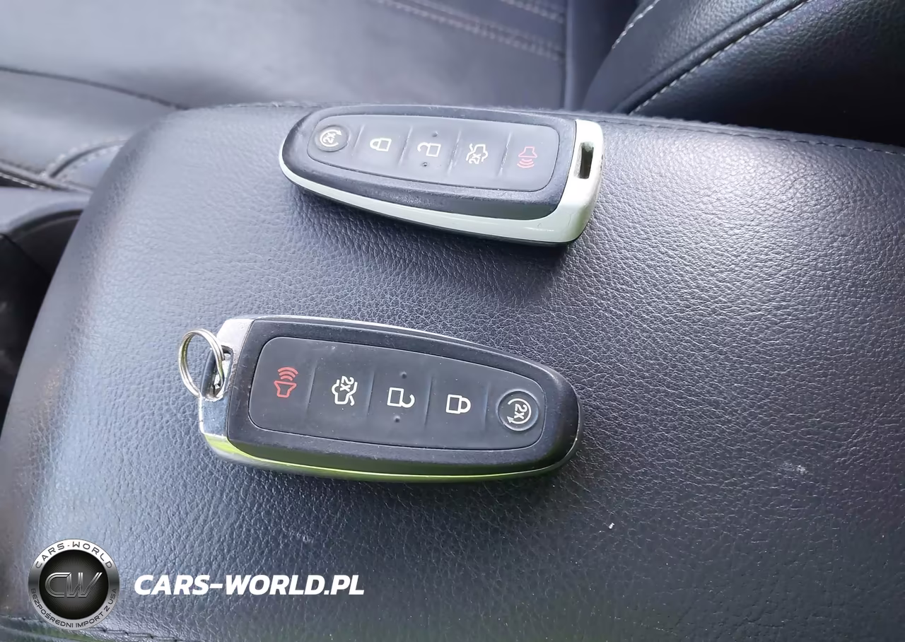 2014 Ford Focus Titanium VIN:1FADP3N25EL319950 - 11