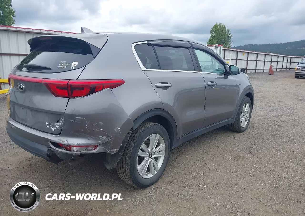 2018 Kia Sportage Lx VIN:KNDPMCAC1J7472908 - 4