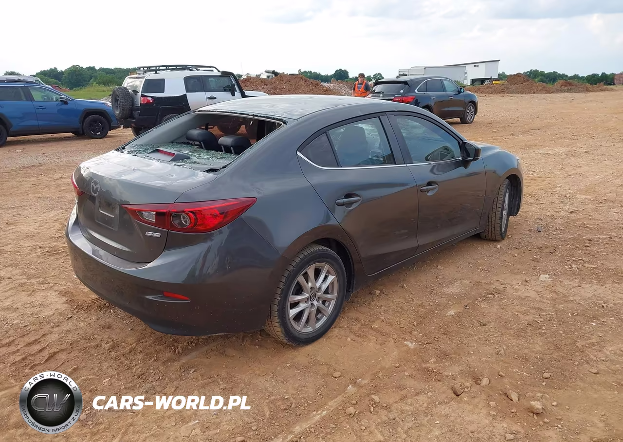 2017 Mazda Mazda3 Touring VIN:3MZBN1V71HM121325 - 4