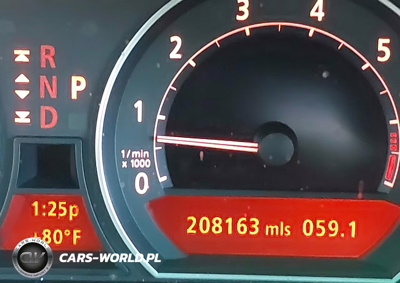 2007 BMW 750Li VIN:WBAHN83557DT67910 - 15