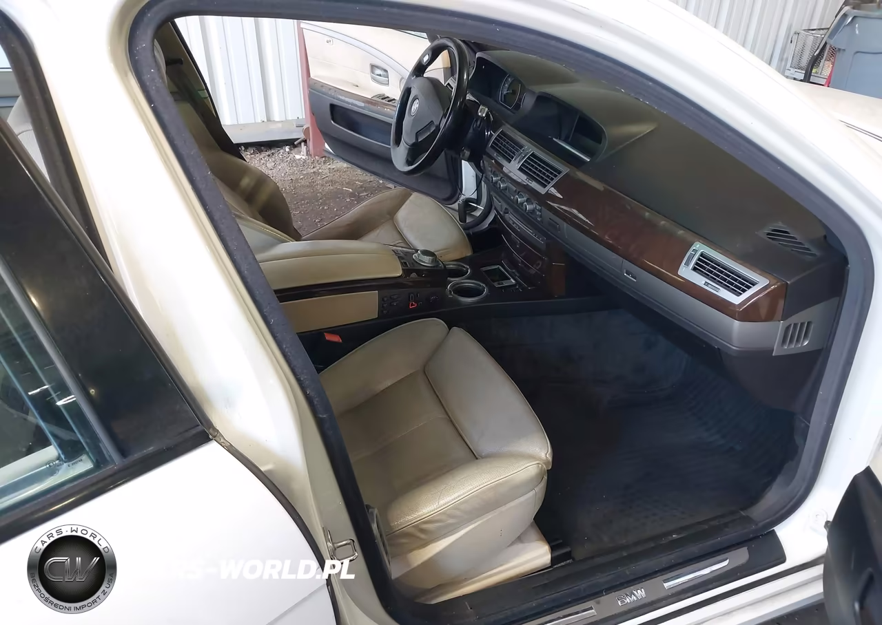 2007 BMW 750Li VIN:WBAHN83557DT67910 - 5