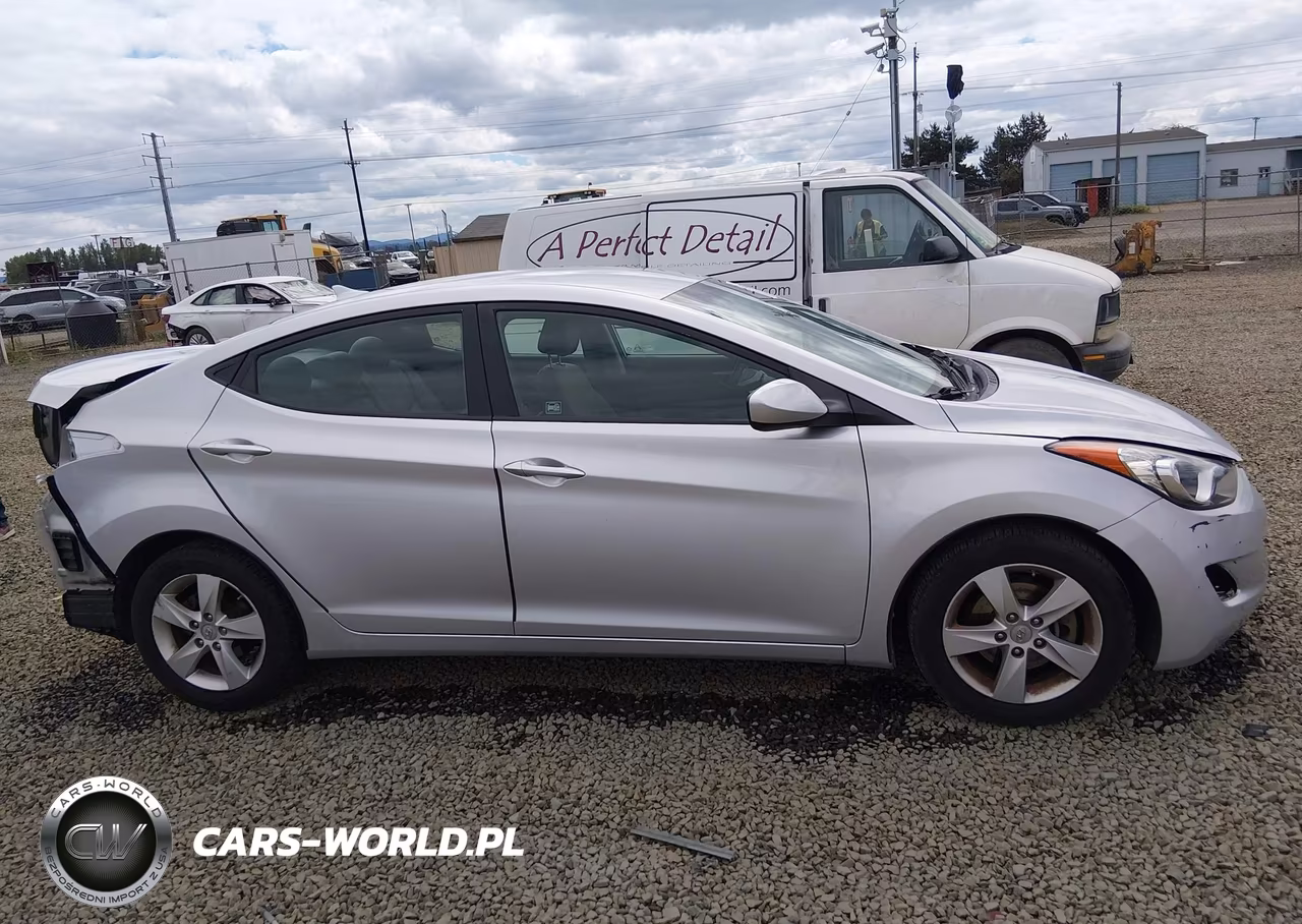 2013 Hyundai Elantra Gls VIN:5NPDH4AE6DH353590 - 14