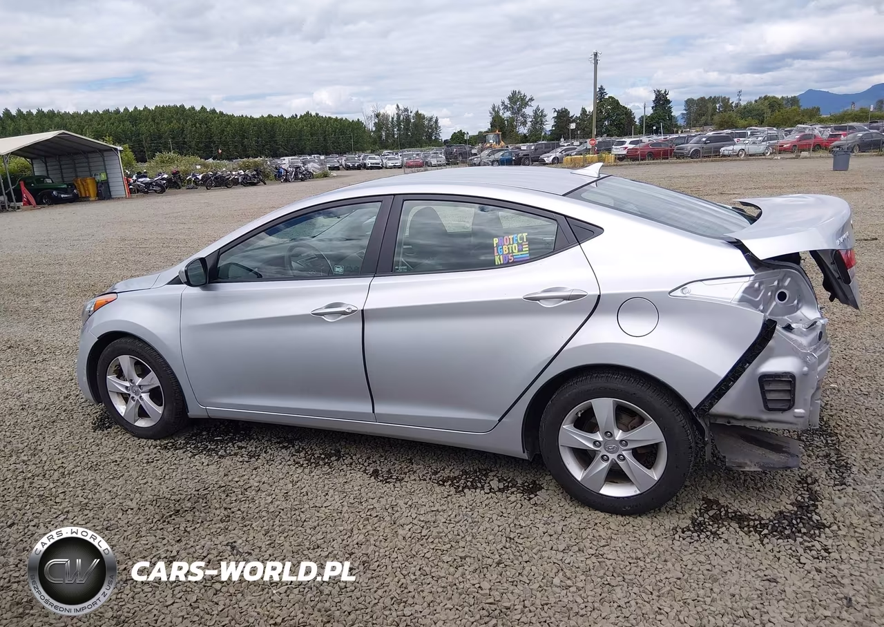 2013 Hyundai Elantra Gls VIN:5NPDH4AE6DH353590 - 15