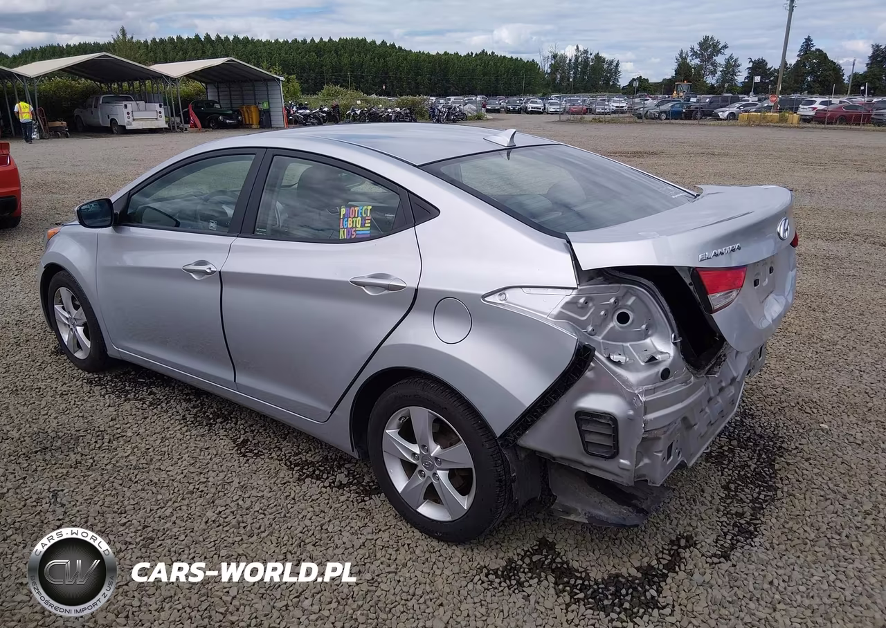 2013 Hyundai Elantra Gls VIN:5NPDH4AE6DH353590 - 3