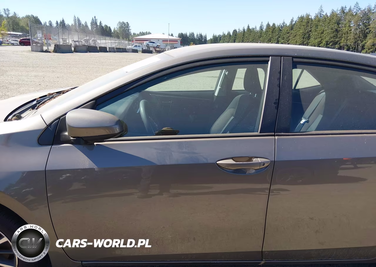 2018 Toyota Corolla Le VIN:2T1BURHE5JC057948 - 15
