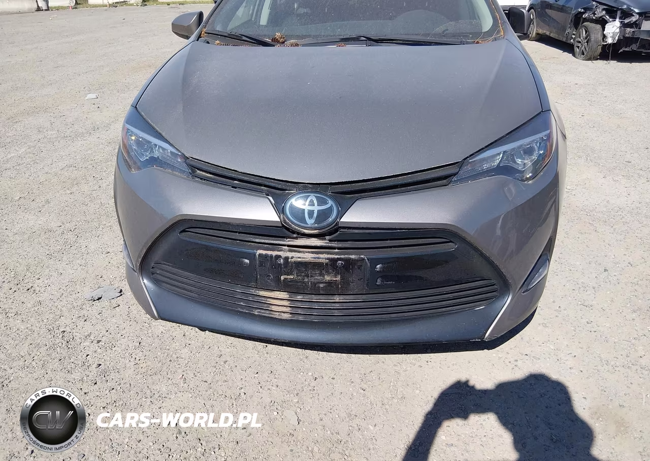 2018 Toyota Corolla Le VIN:2T1BURHE5JC057948 - 20