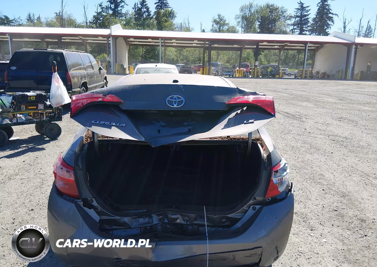 2018 Toyota Corolla Le VIN:2T1BURHE5JC057948 - 21