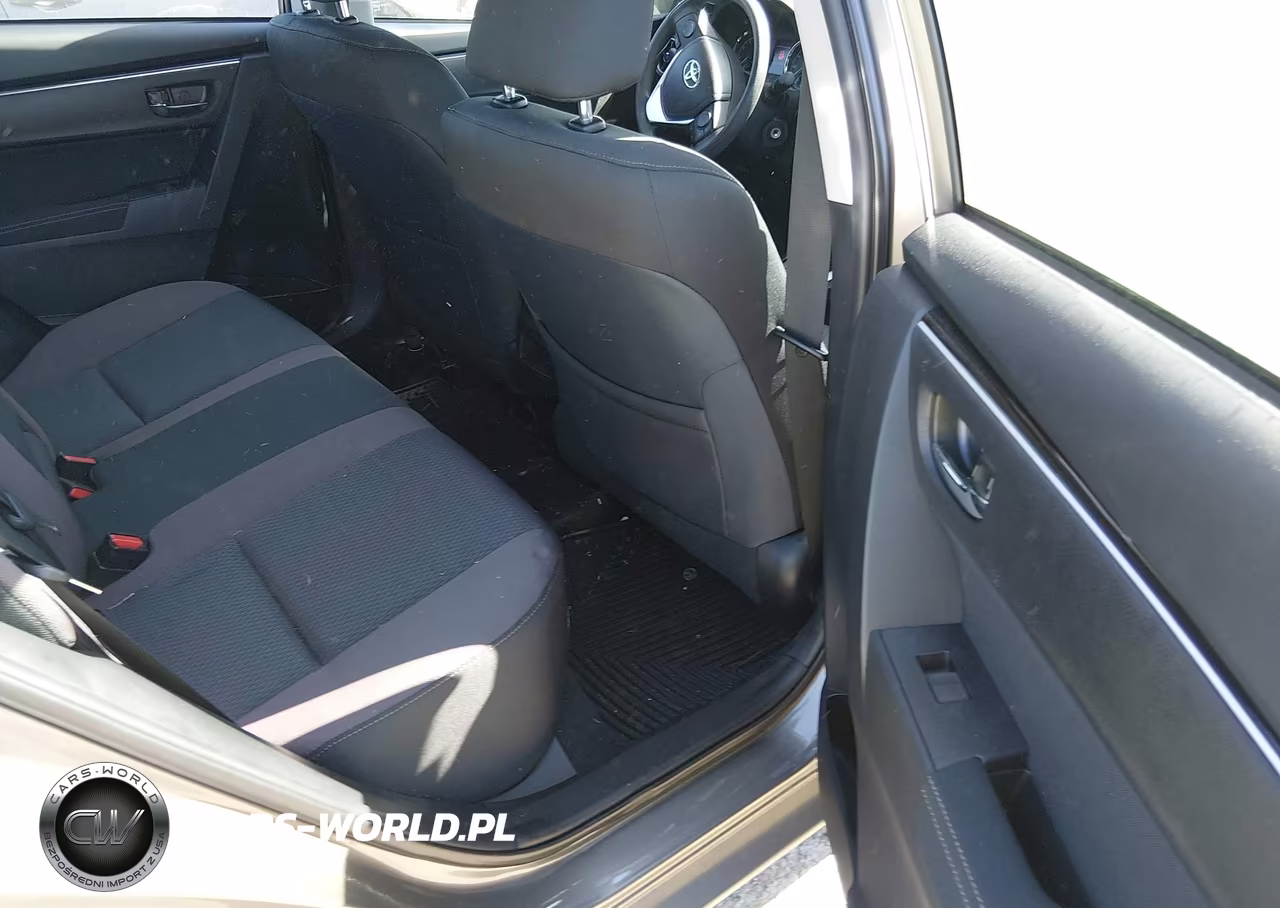 2018 Toyota Corolla Le VIN:2T1BURHE5JC057948 - 8
