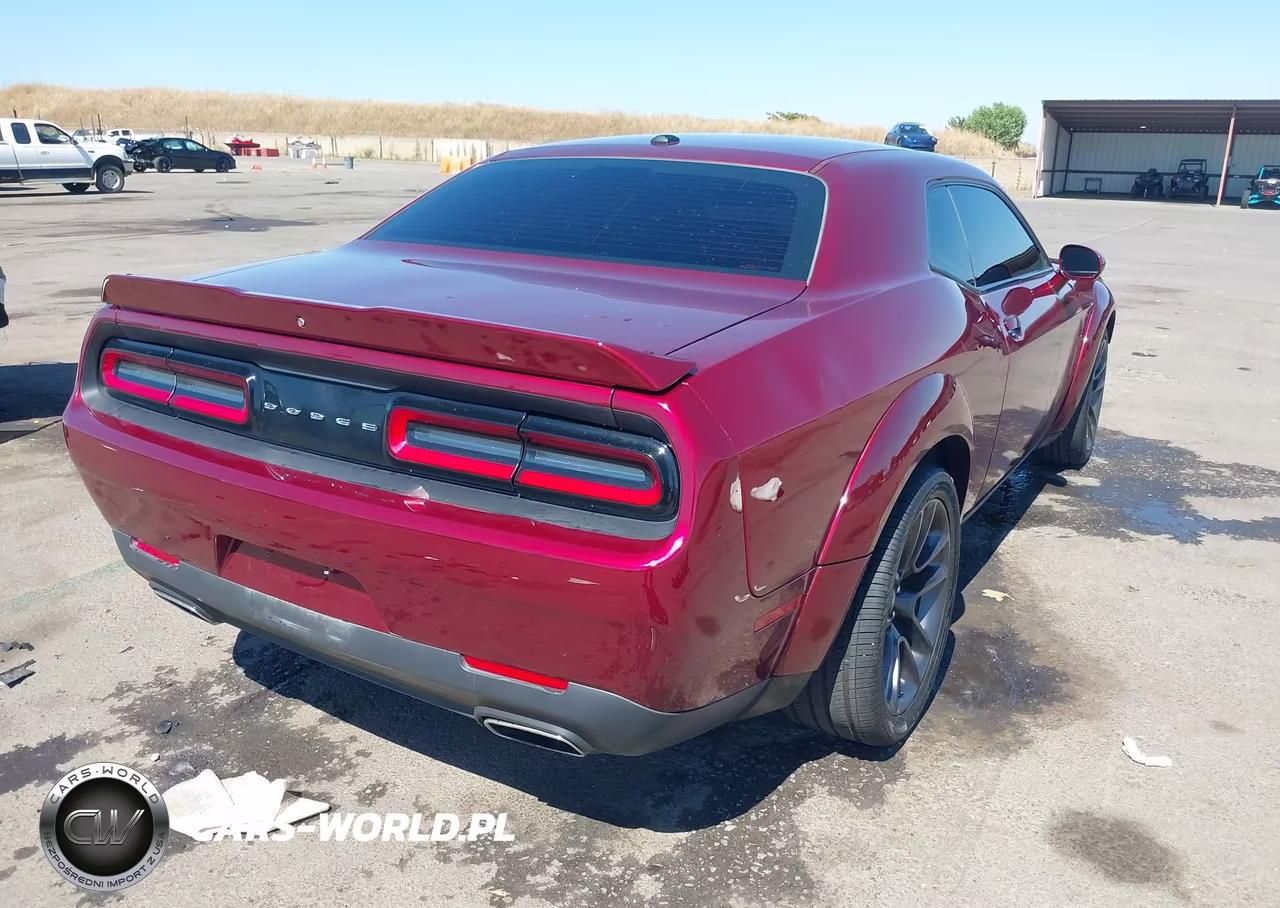2020 Dodge Challenger Sxt VIN:2C3CDZAG3LH230363 - 4
