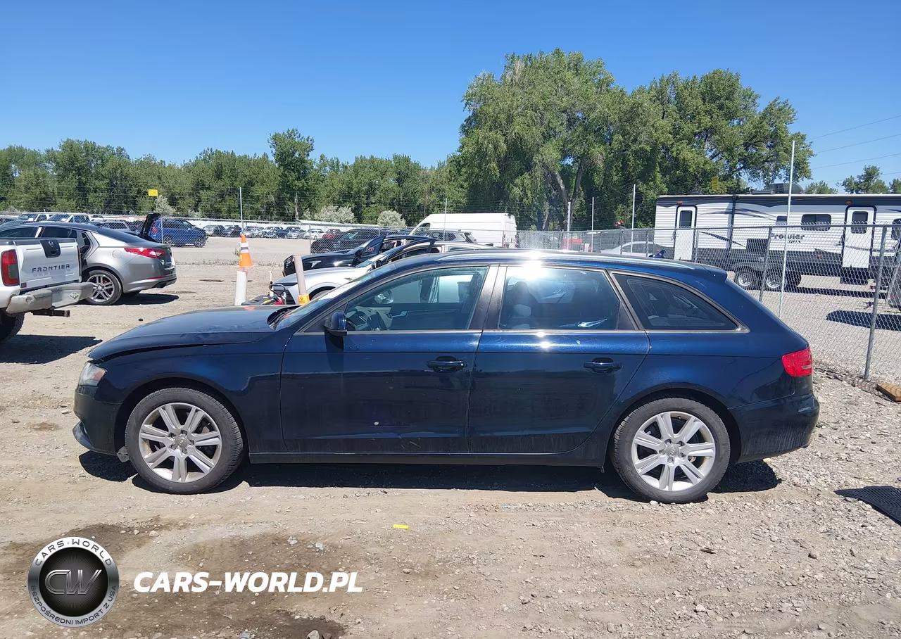 2011 Audi A4 2.0T Premium VIN:WAUSFAFLXBA053555 - 14