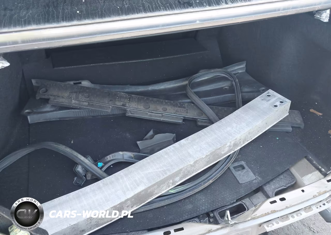 2019 Toyota Camry Le VIN:4T1B11HK9KU186193 - 12