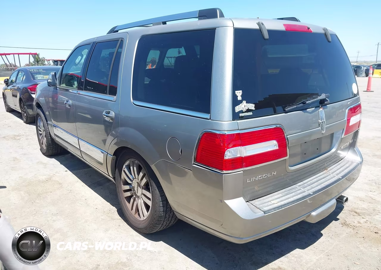2008 Lincoln Navigator VIN:5LMFU28568LJ11035 - 3