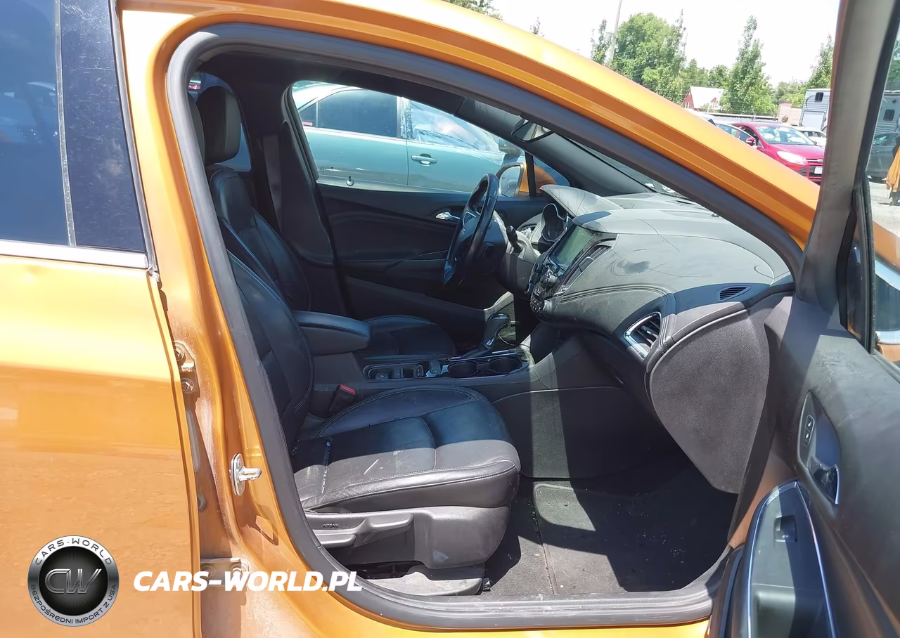 2017 Chevrolet Cruze Premier Auto VIN:3G1BF6SM0HS587842 - 5