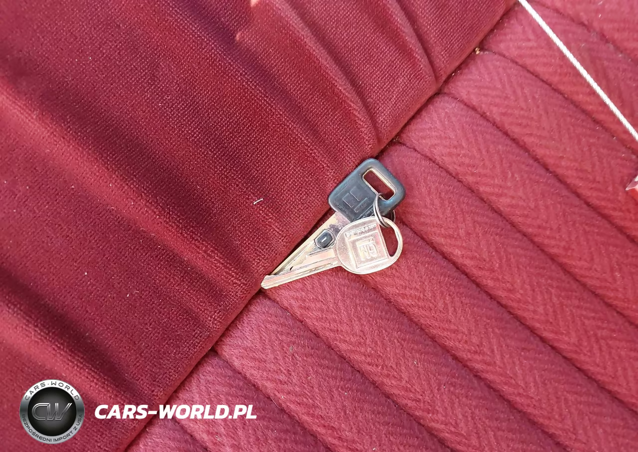 1992 Buick Park Avenue VIN:1G4CW53L3N1639372 - 11