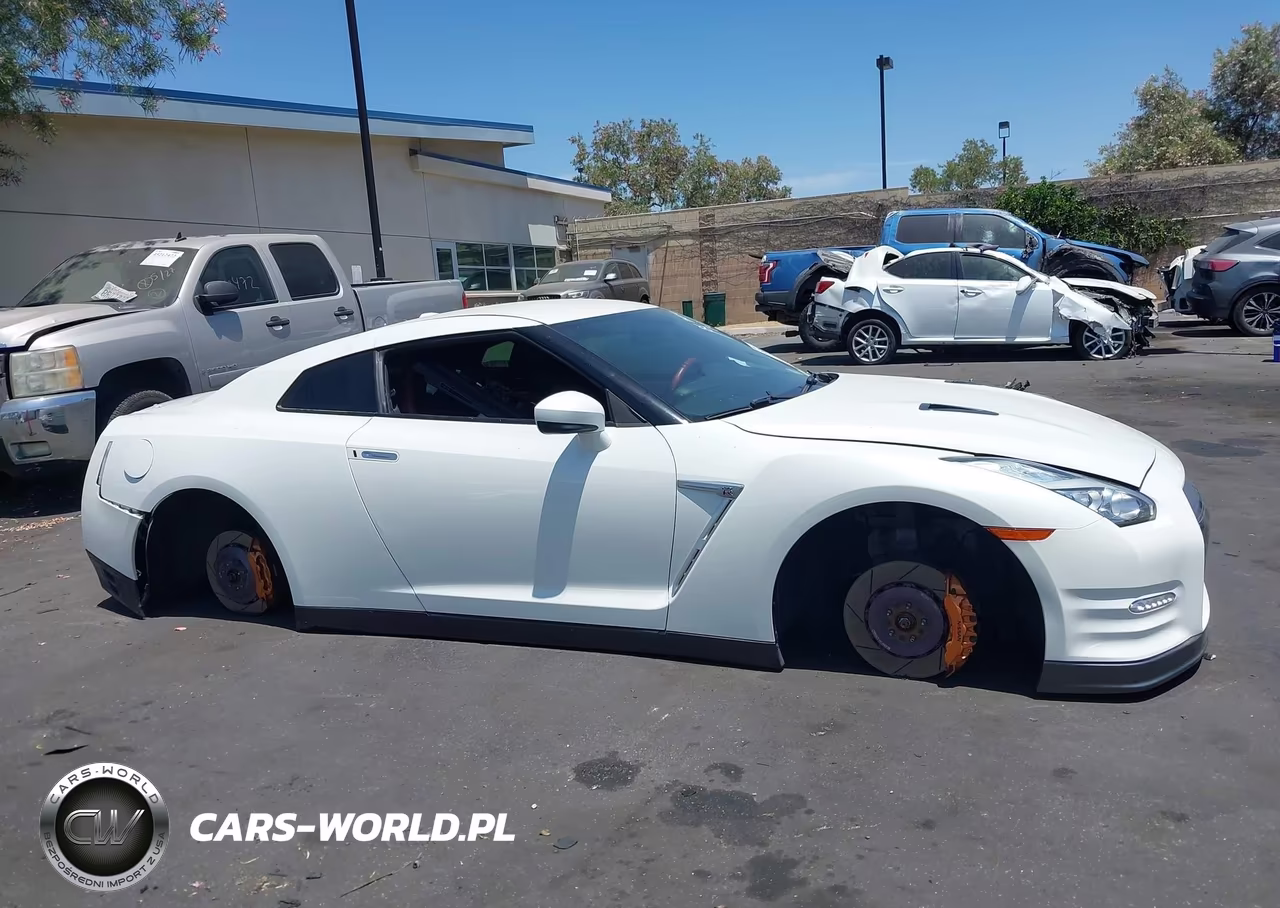 2015 Nissan Gt-R Black Edition-Nismo-Premium-Track Edition VIN:JN1AR5EF9FM280834 - 6
