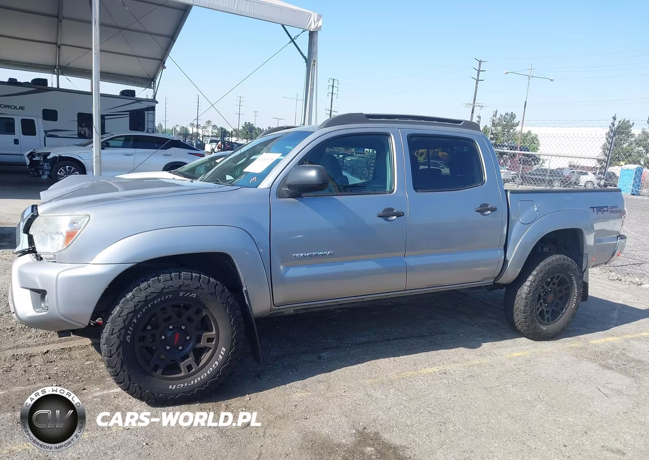 2014 Toyota Tacoma Prerunner V6 VIN:3TMJU4GN3EM165367 - 14